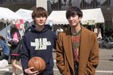 テント列で見つけたイケメンすぎる看板息子たちのサムネイル