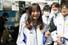 テント列で出会った美しすぎる看板娘たち